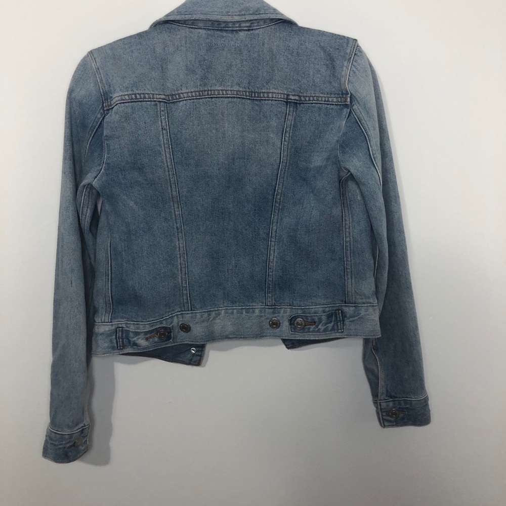 Levi’s Jean Jacket - Picture 4 of 5